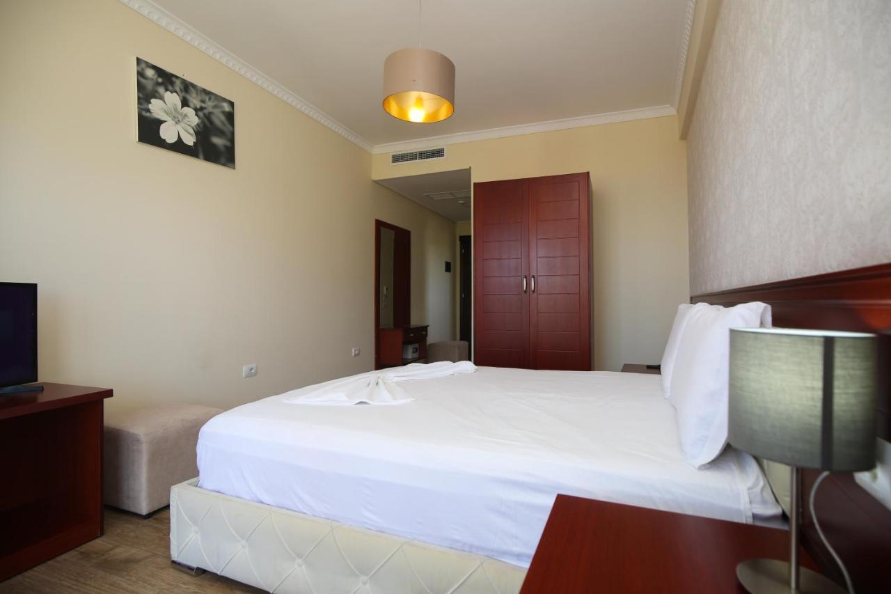 Hotel Summer Stars Vlore Exterior photo